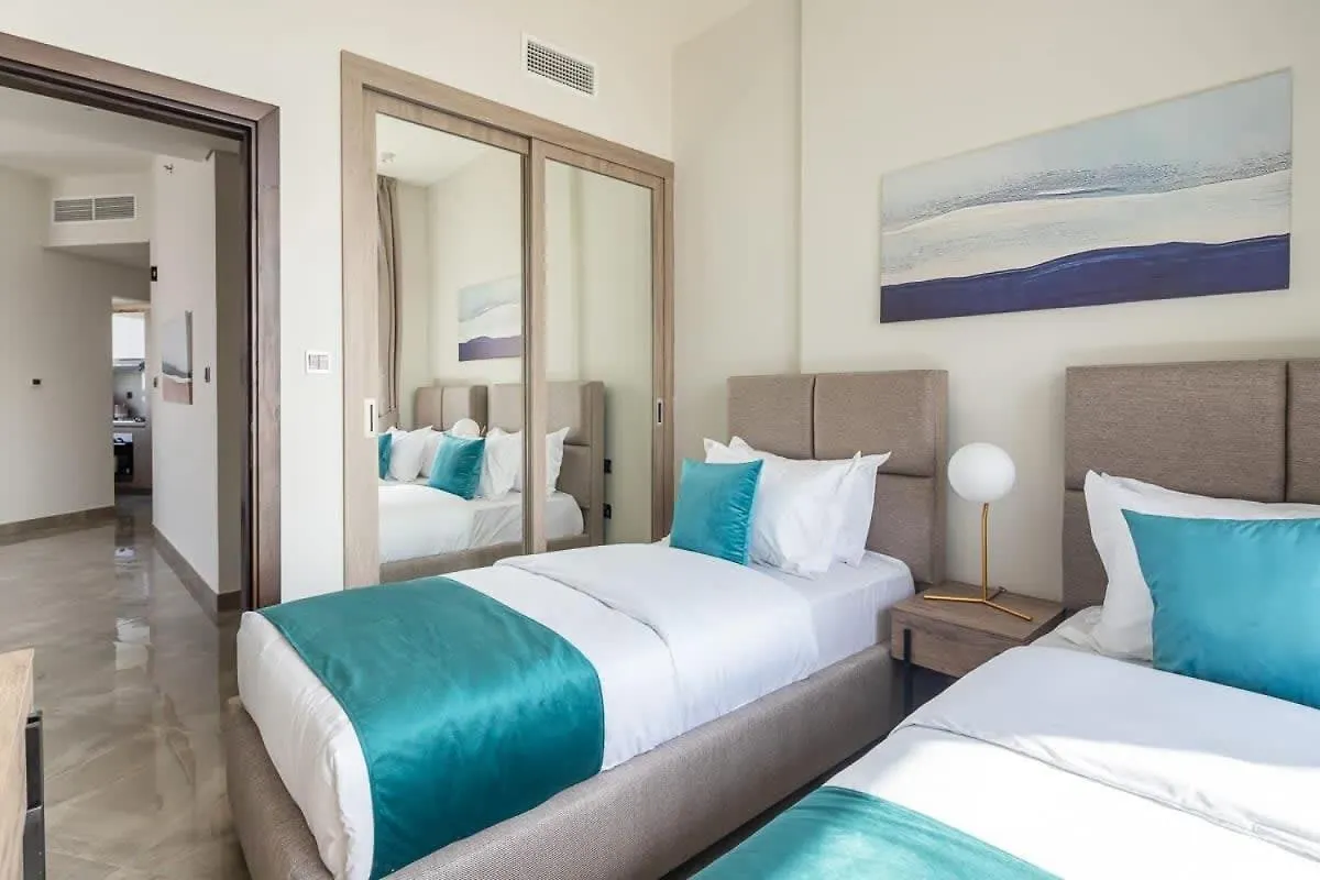 Frank Porter - Majestique Residence 2 Dubai